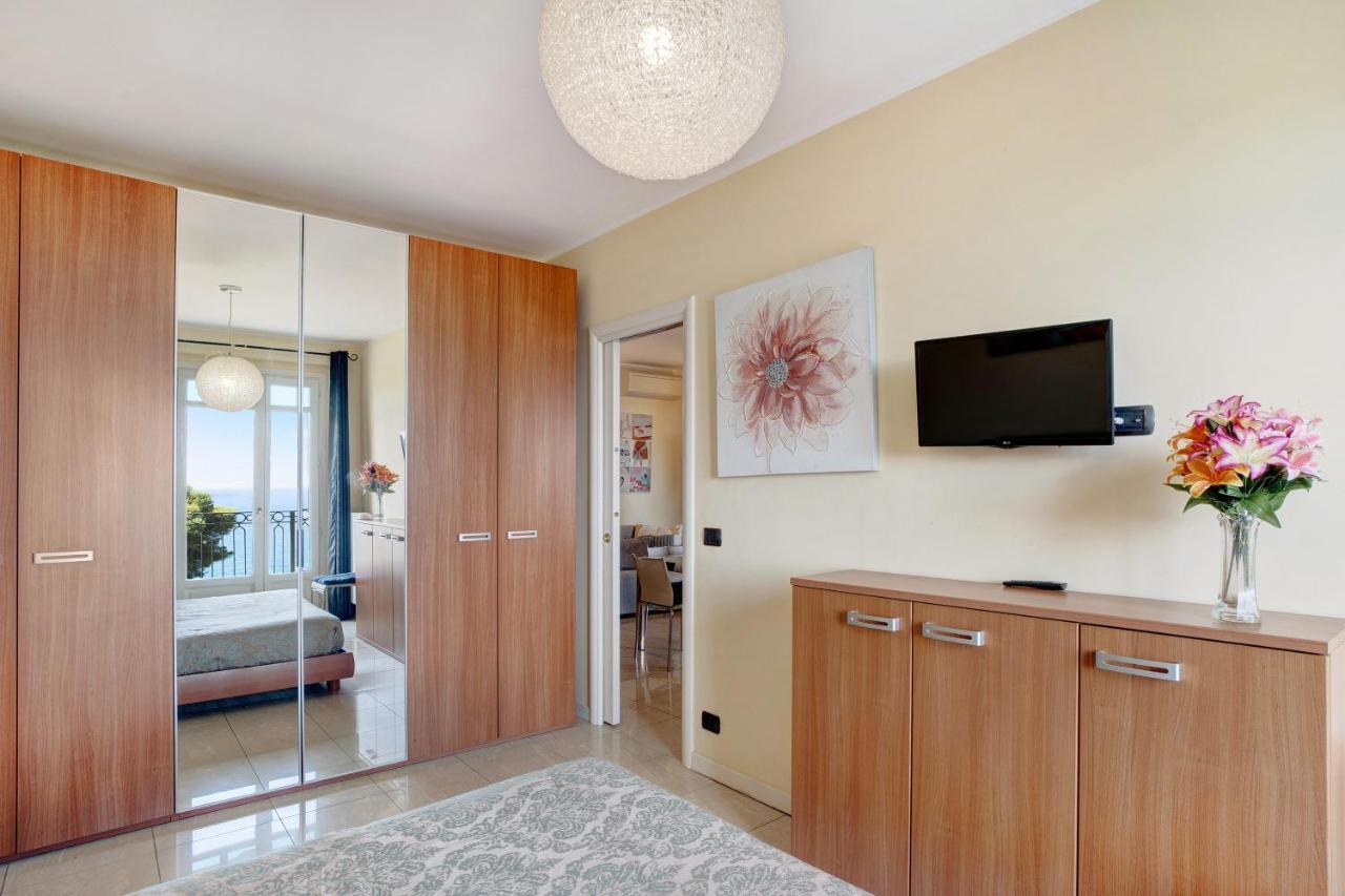 Casa Miradore 600 Mt Dal Mare Imperia Εξωτερικό φωτογραφία