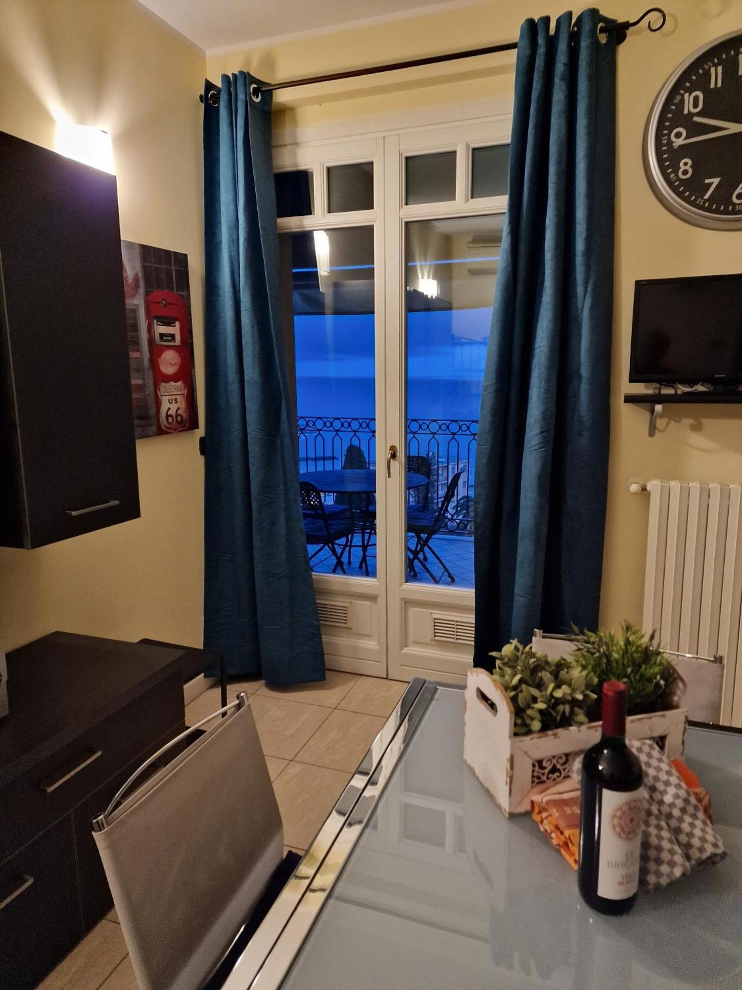Casa Miradore 600 Mt Dal Mare Imperia Εξωτερικό φωτογραφία